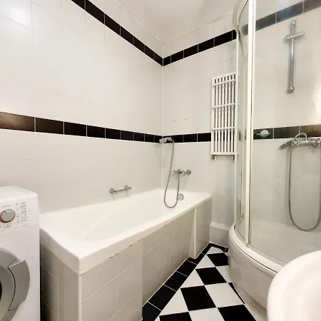 Kaskada Apartament * グディニャ